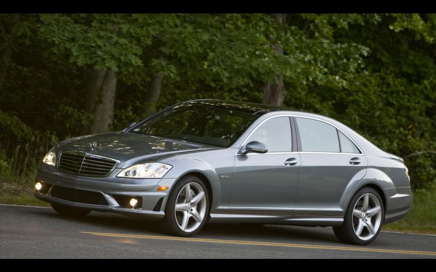  Mercedes-Benz S63 AMG 2009 года  (фото 21 из 42)